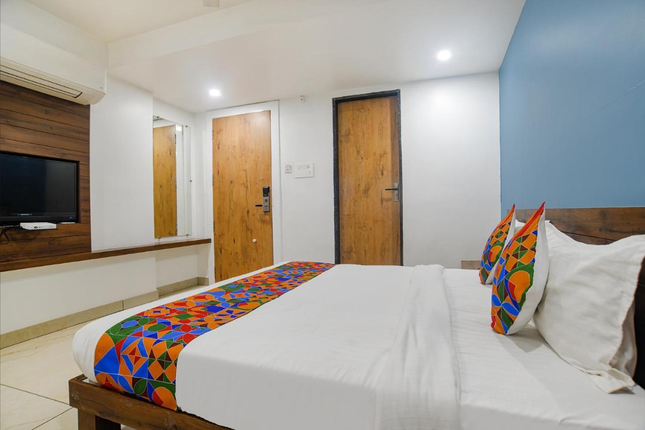 Fabhotel Blue Marine Indore Buitenkant foto